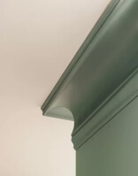 Плинтус потолочный